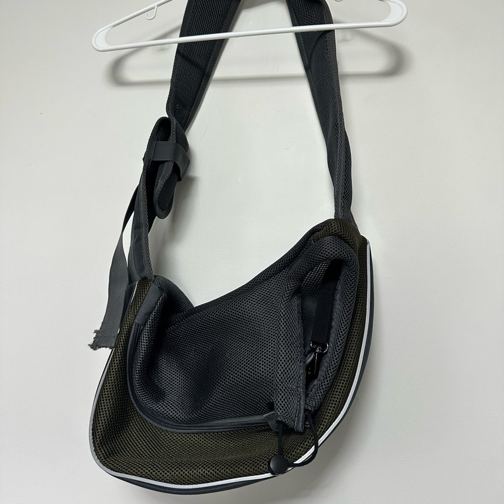 Small Dog or Cat Carrier Crossbody Sling